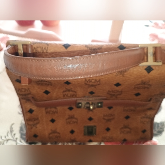 MCM VINTAGE COGNAC KELLY BAG - Picture 9 of 13